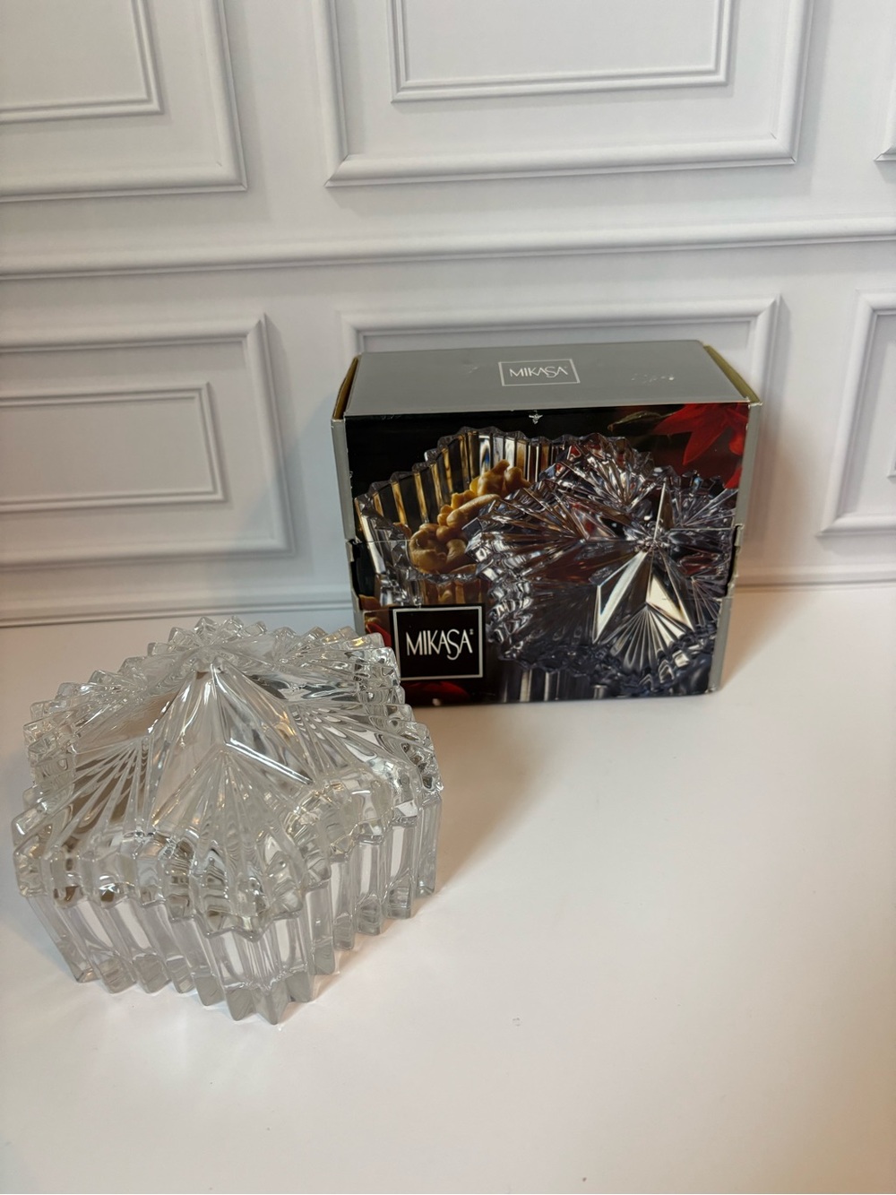 Mikasa Clear Cut Glass Starburst Trinket Box - Crystal